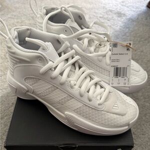 adidas Exhibit Select 2.0 Women’s Mid Basketball Shoes White Size 6.5 NWT